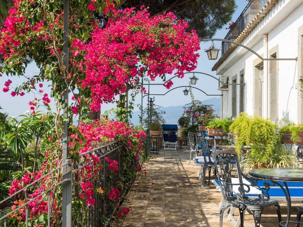 Hotel Bel Soggiorno Taormina Exterior foto